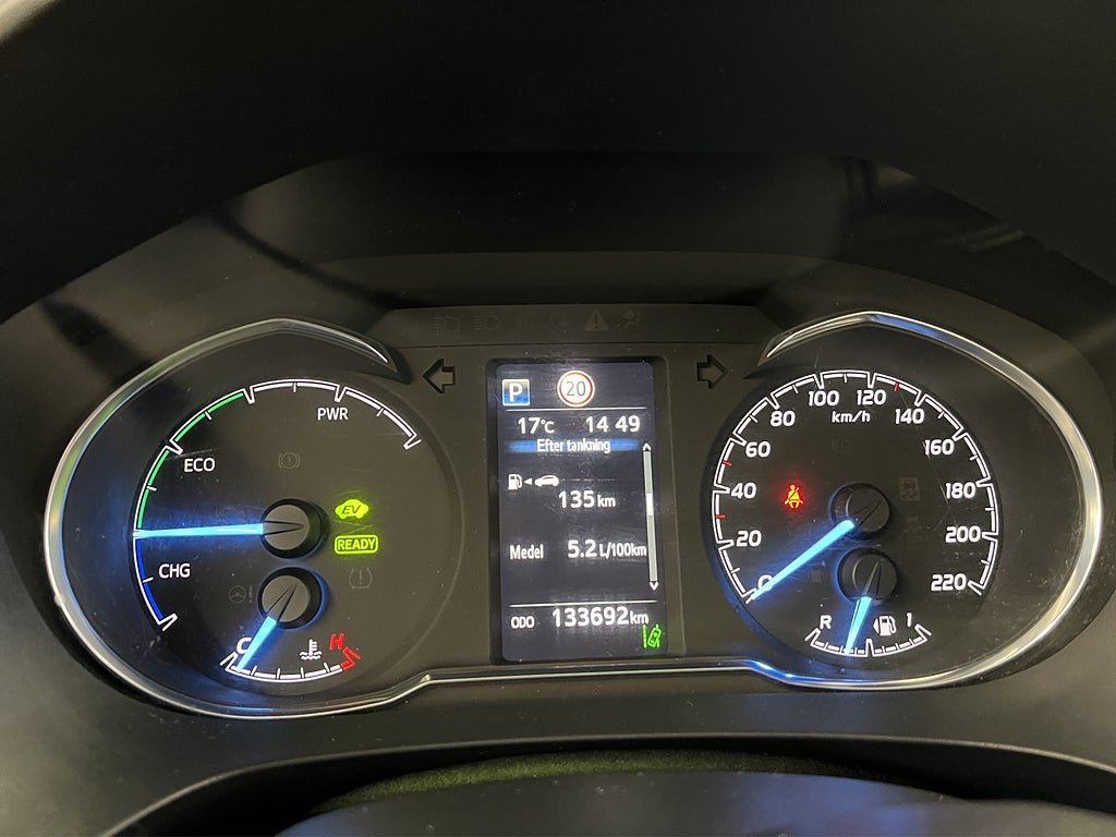 Vehicle Image 17