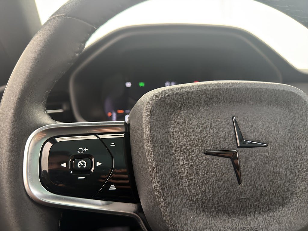 Vehicle Image 27