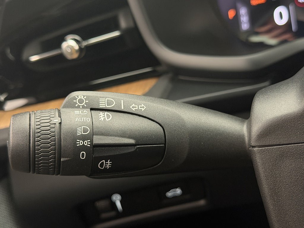Vehicle Image 29