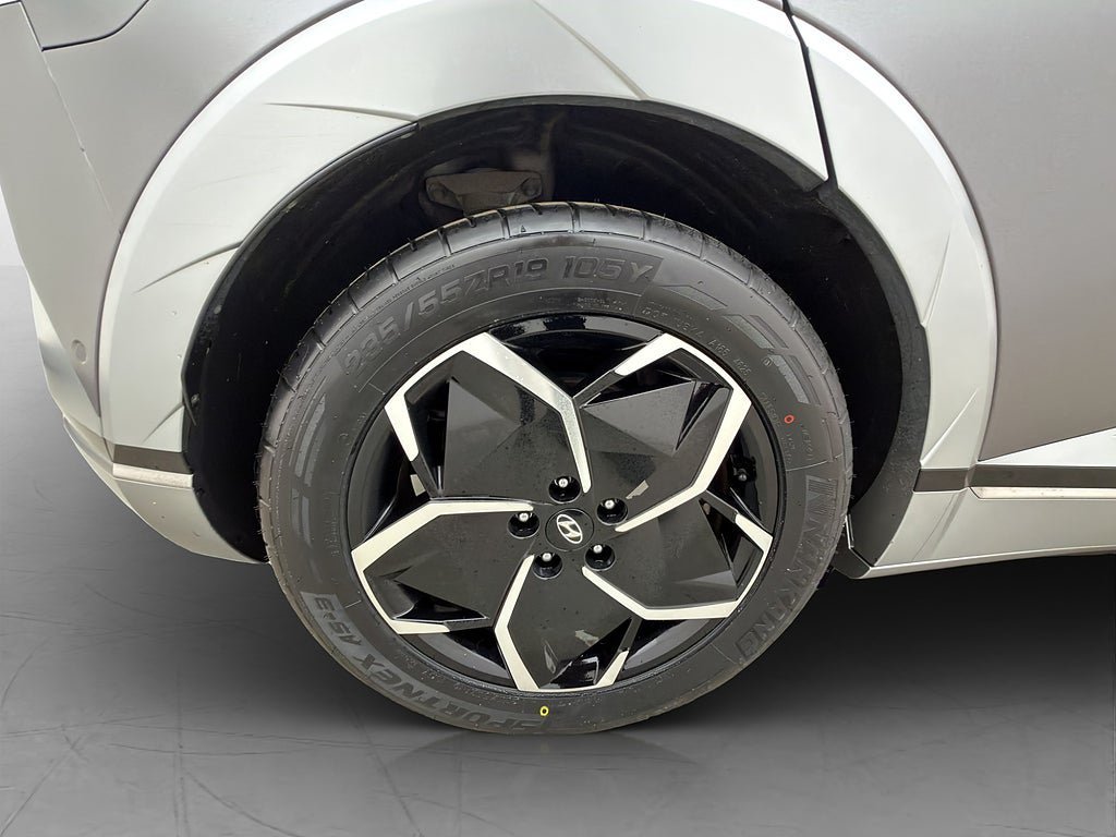 Vehicle Image 36