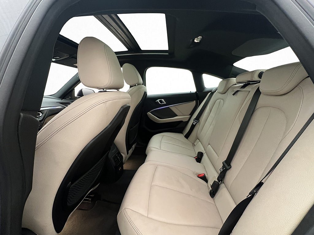 Vehicle Image 33