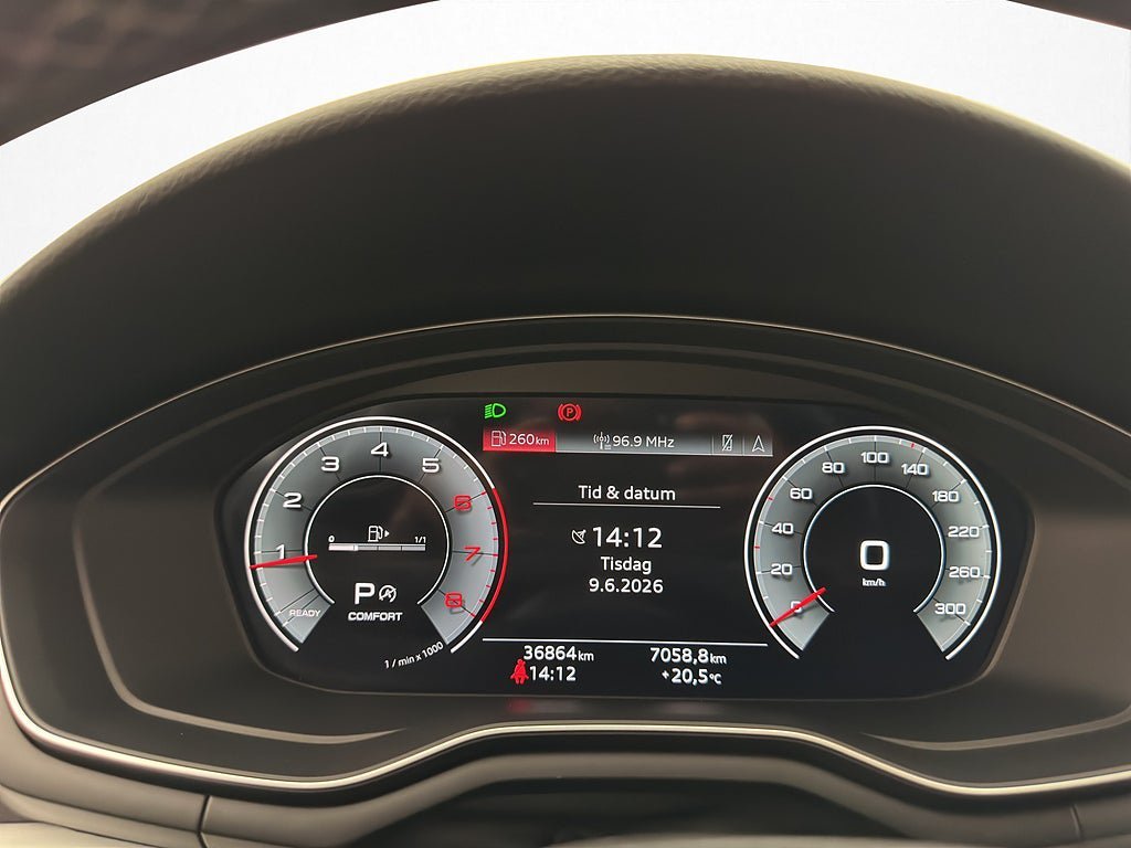 Vehicle Image 17