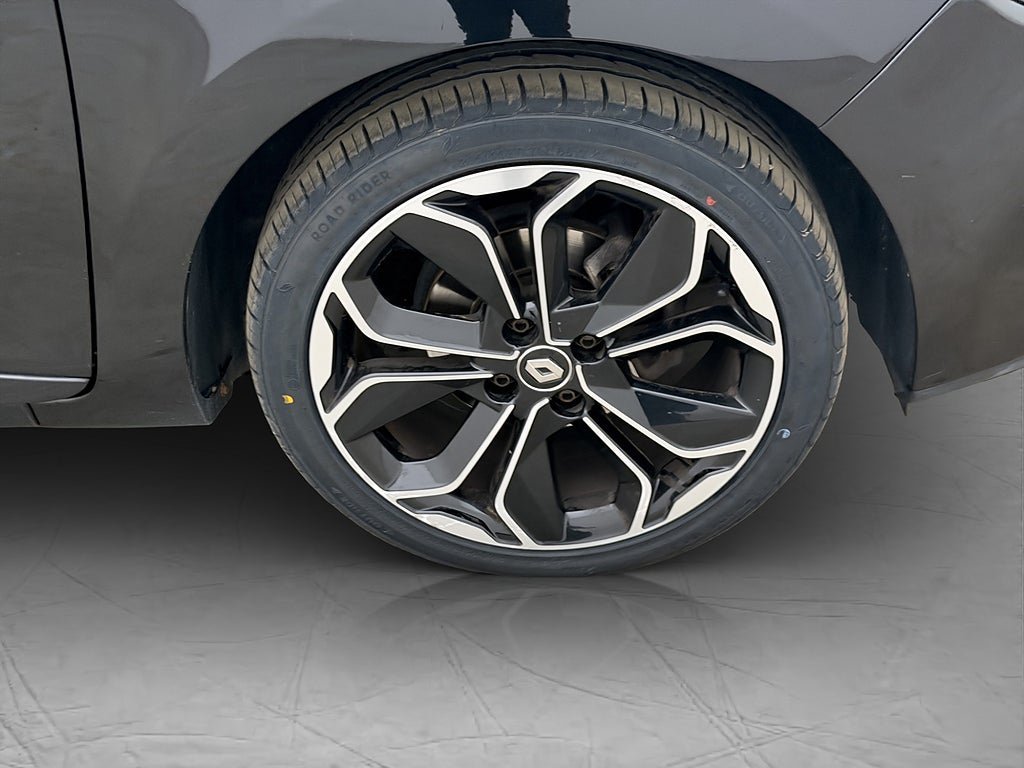 Vehicle Image 25