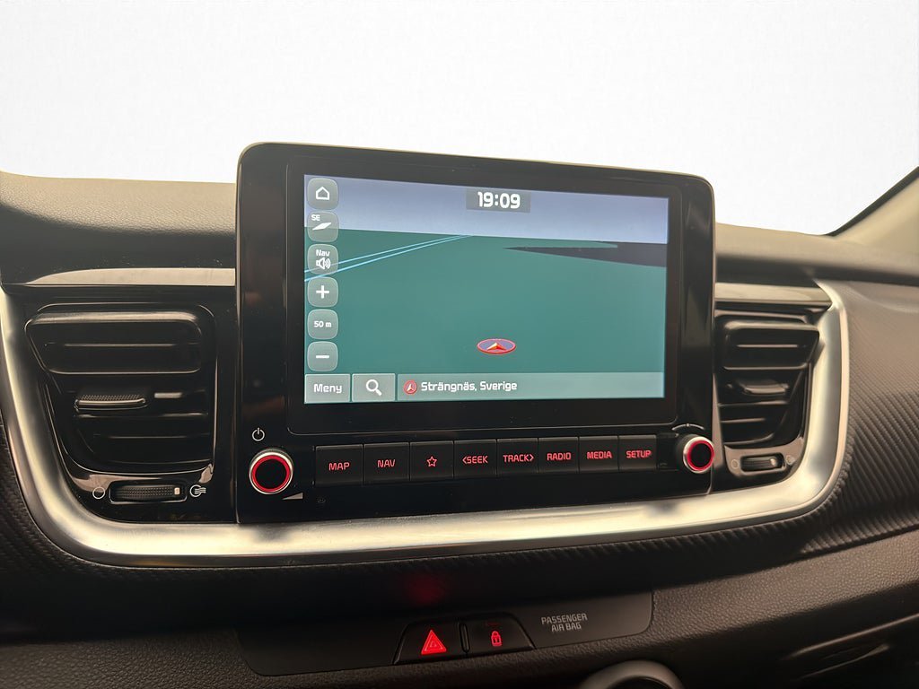 Vehicle Image 17