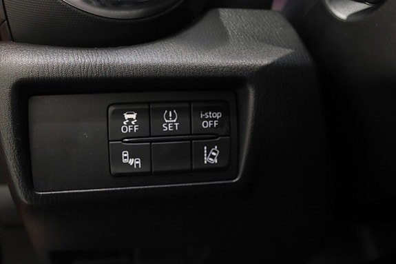 Vehicle Image 28