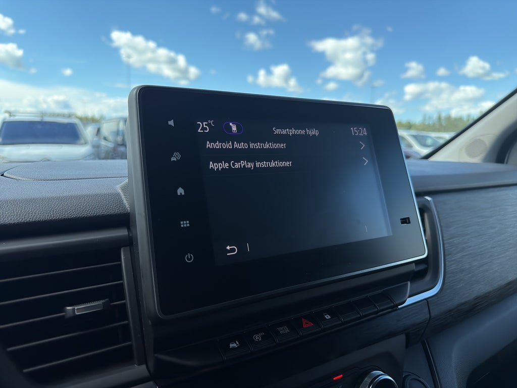 Vehicle Image 23
