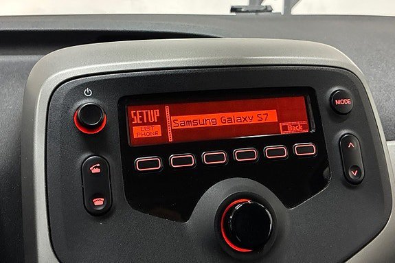 Vehicle Image 19