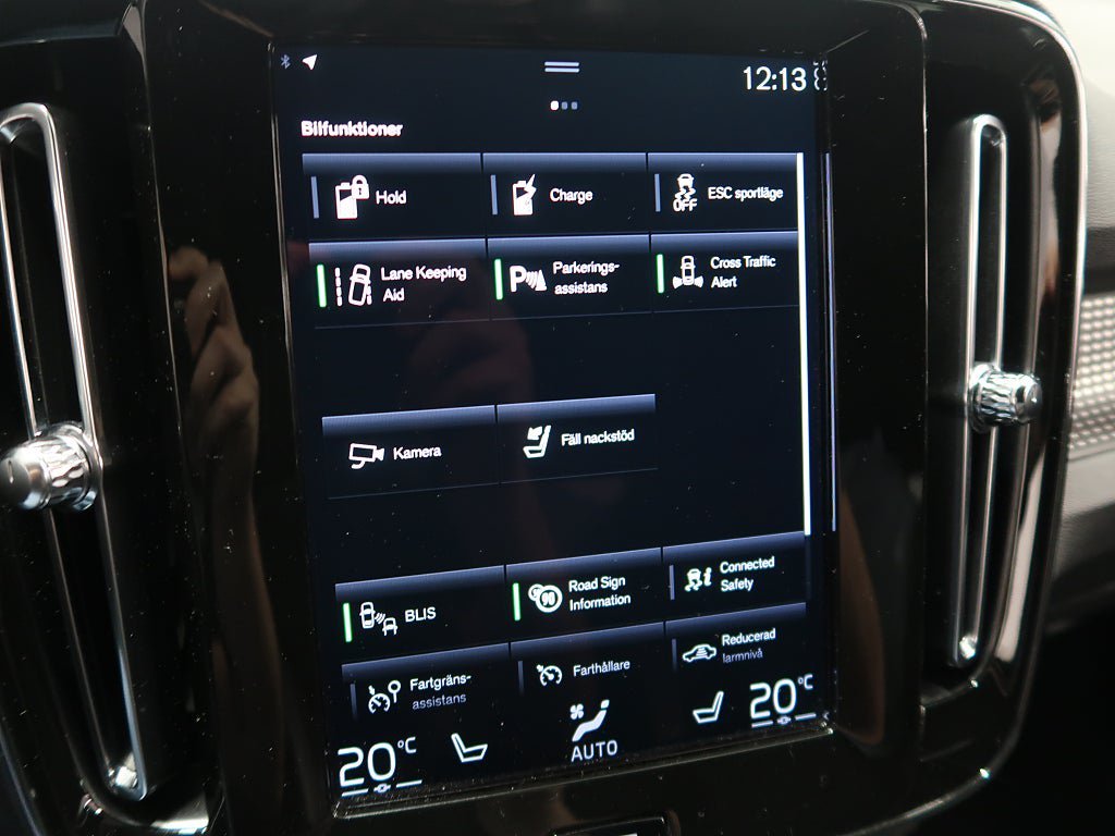 Vehicle Image 32