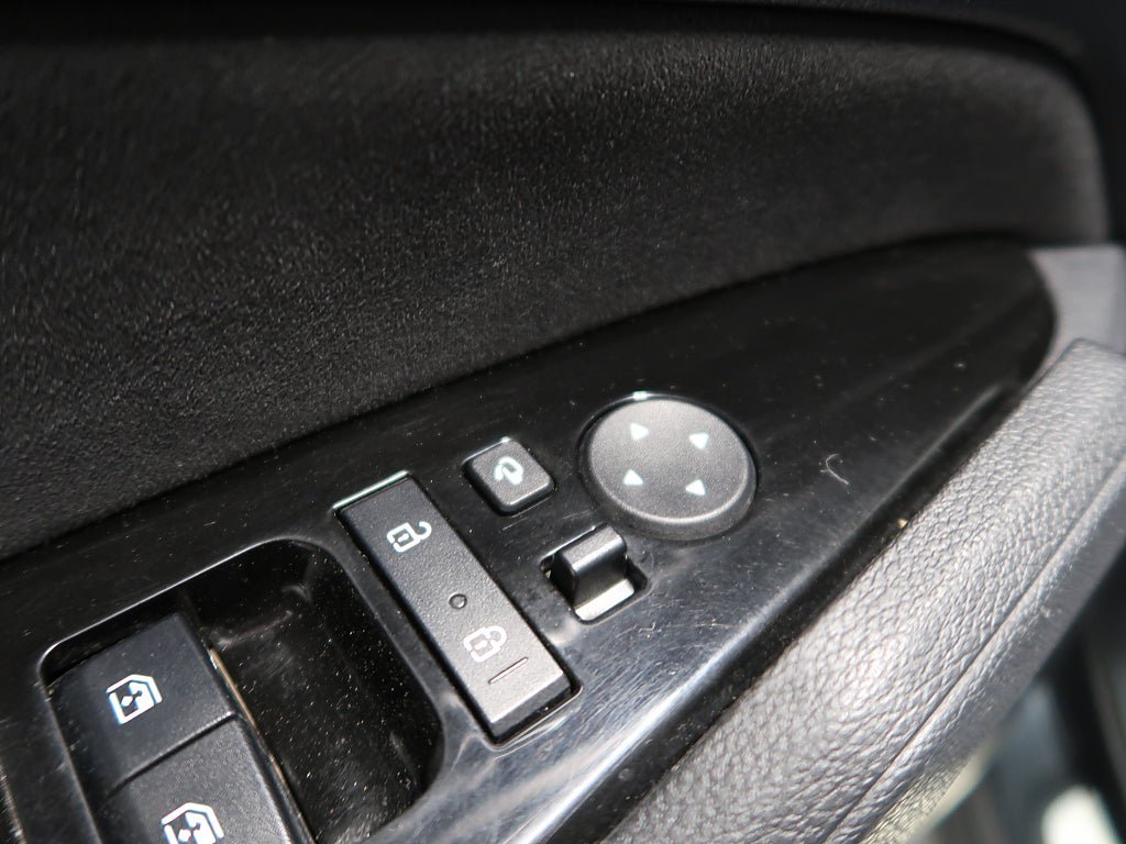 Vehicle Image 36