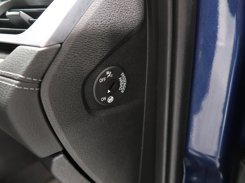 Vehicle Image 35