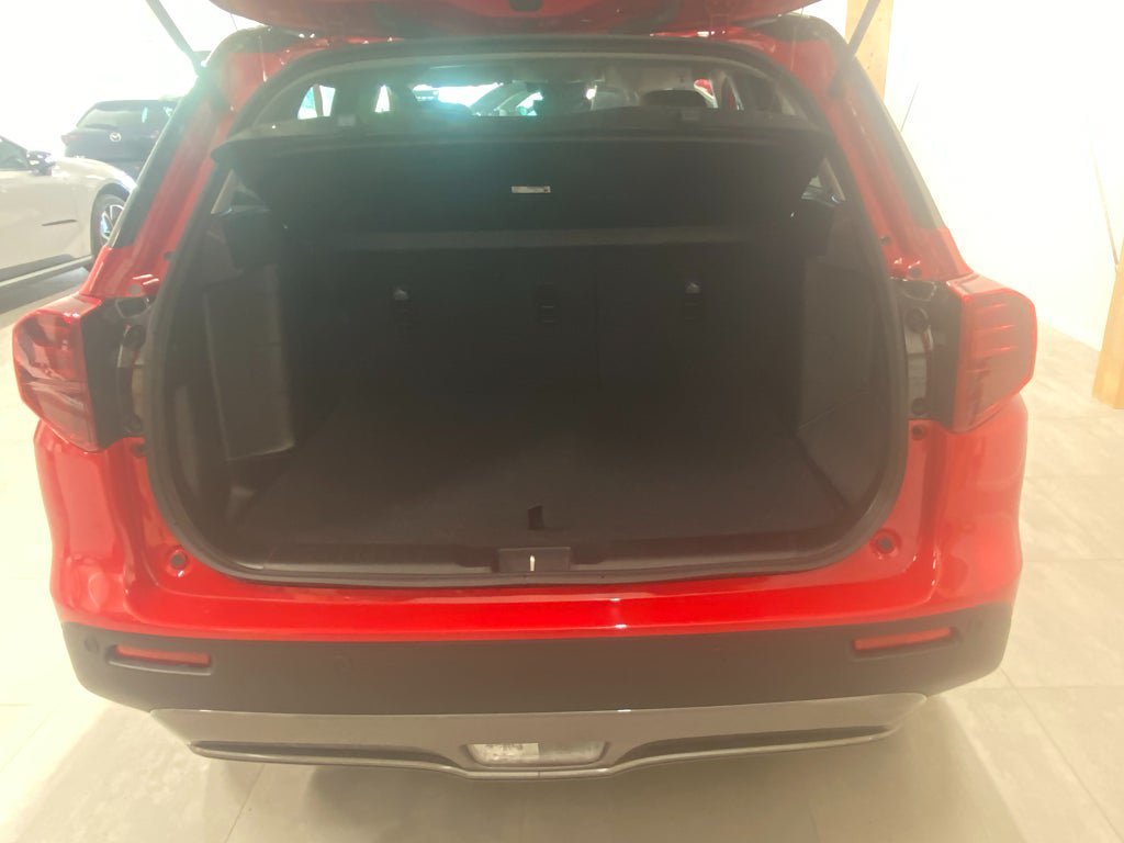 Vehicle Image 14