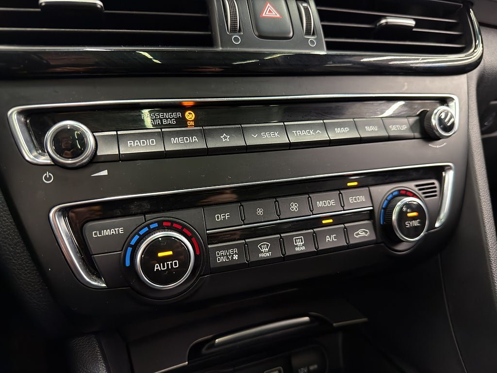 Vehicle Image 27