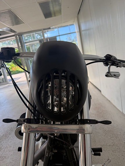 Vehicle Image 13
