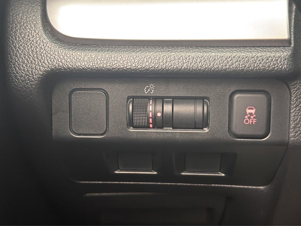 Vehicle Image 28