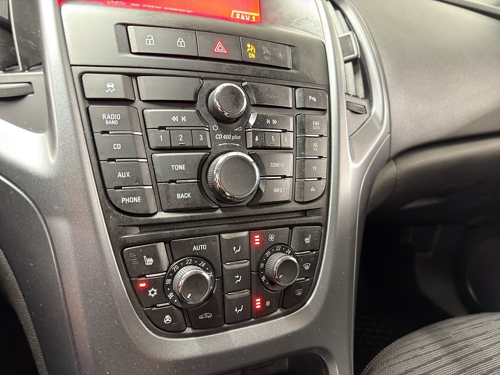 Vehicle Image 22