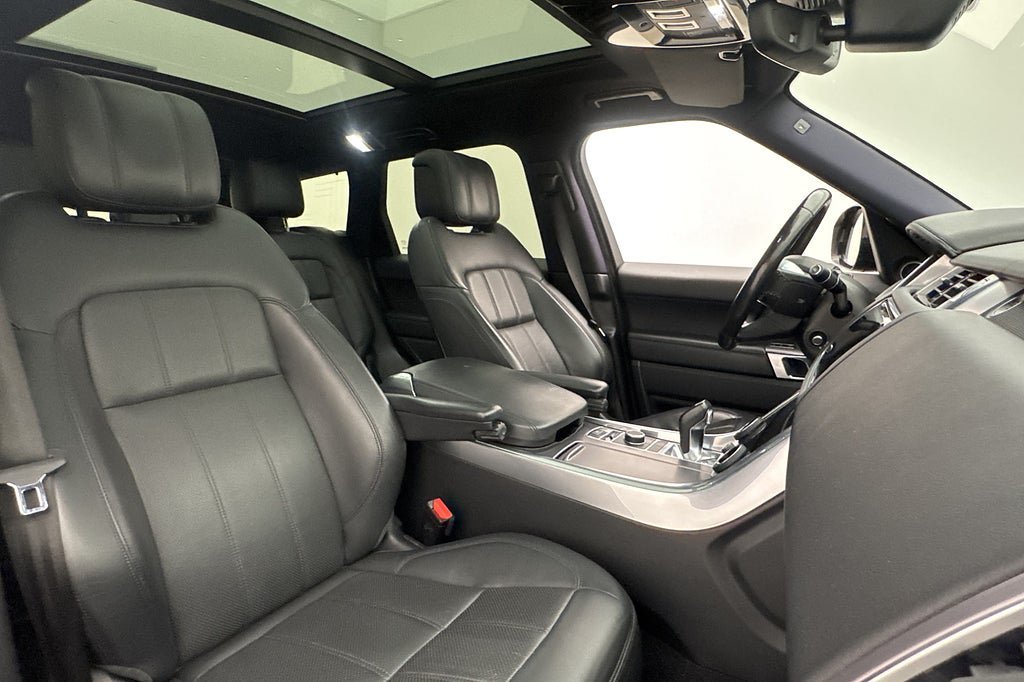 Vehicle Image 14