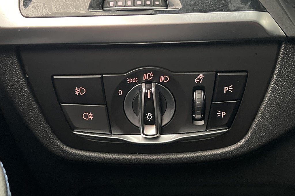 Vehicle Image 27
