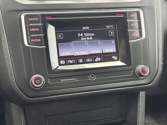 Vehicle Image 23