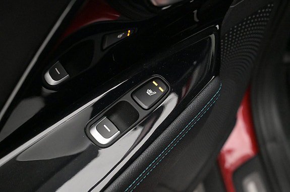 Vehicle Image 23