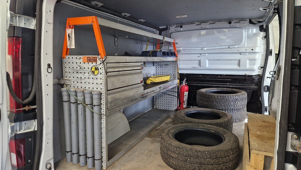 Vehicle Image 8