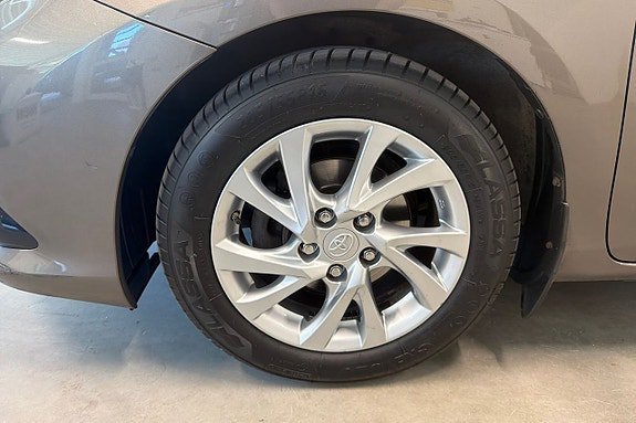 Vehicle Image 20