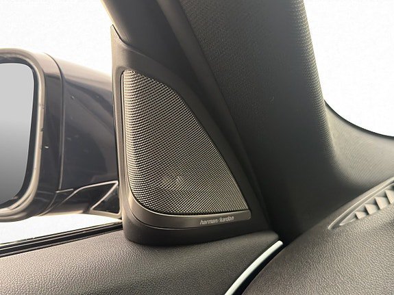Vehicle Image 27