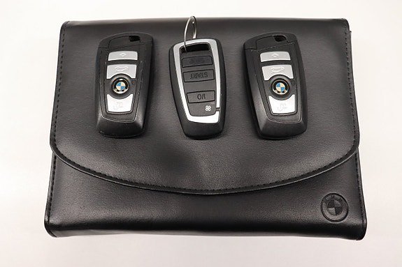 Vehicle Image 24