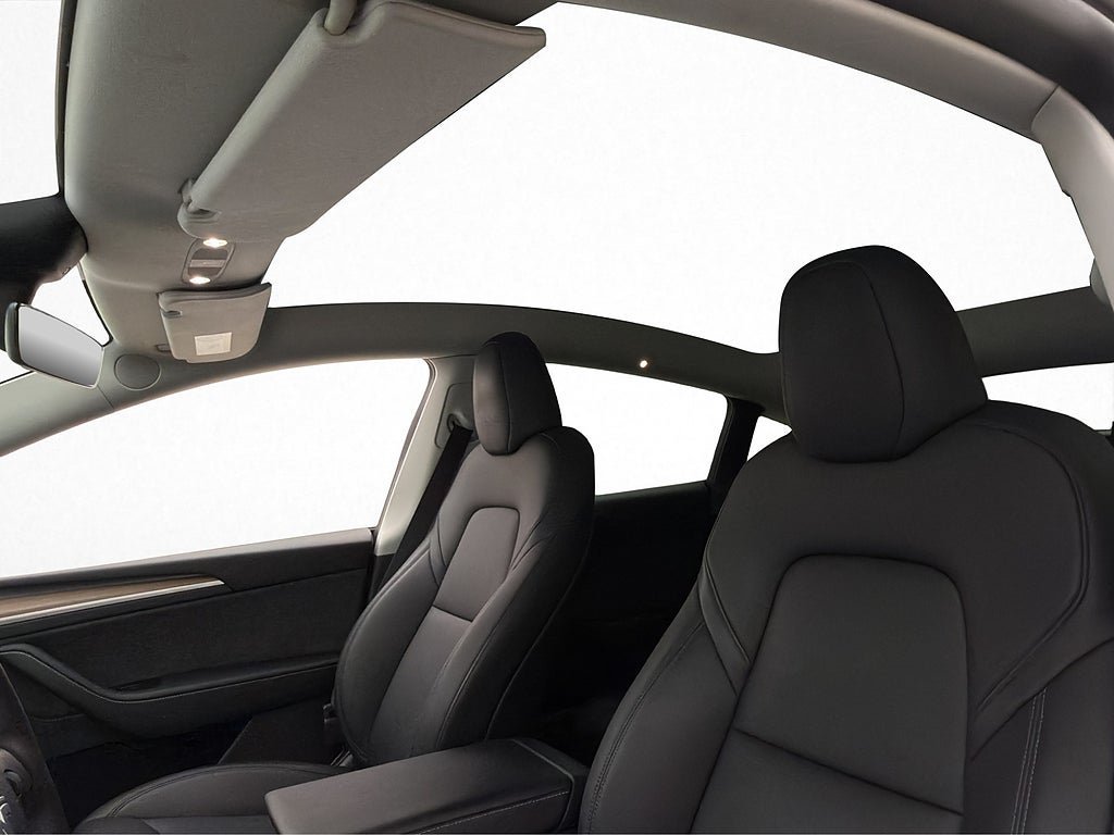 Vehicle Image 18