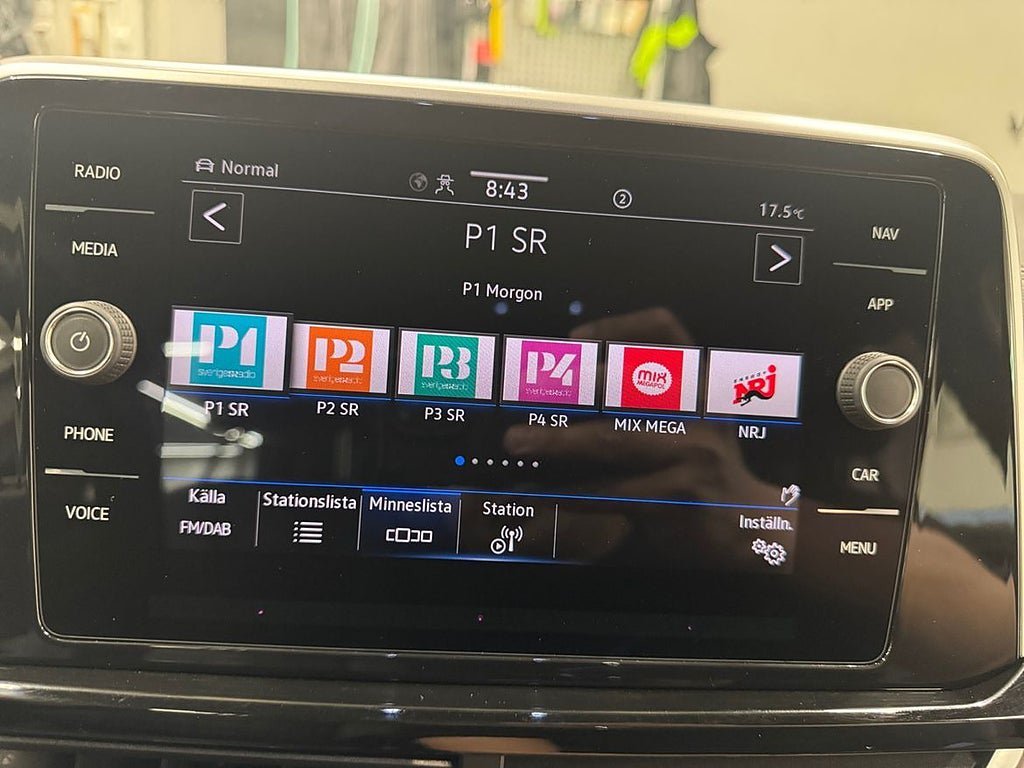 Vehicle Image 20