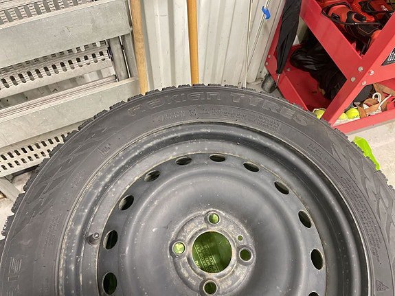Vehicle Image 8