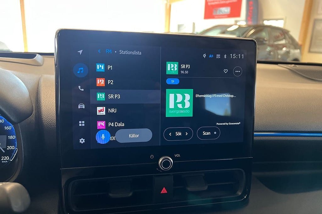 Vehicle Image 15