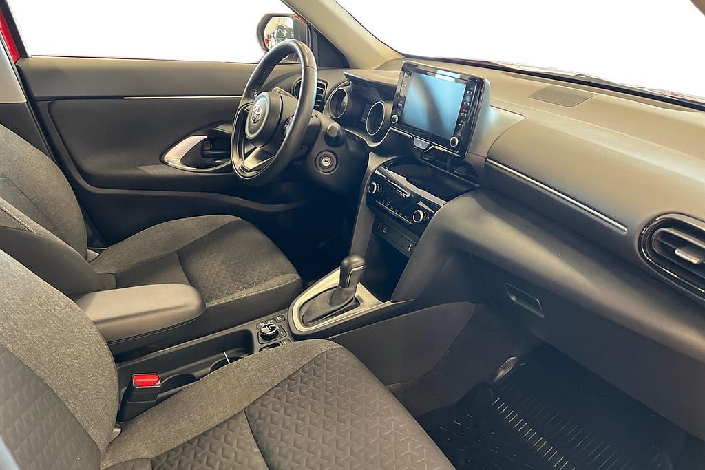 Vehicle Image 7