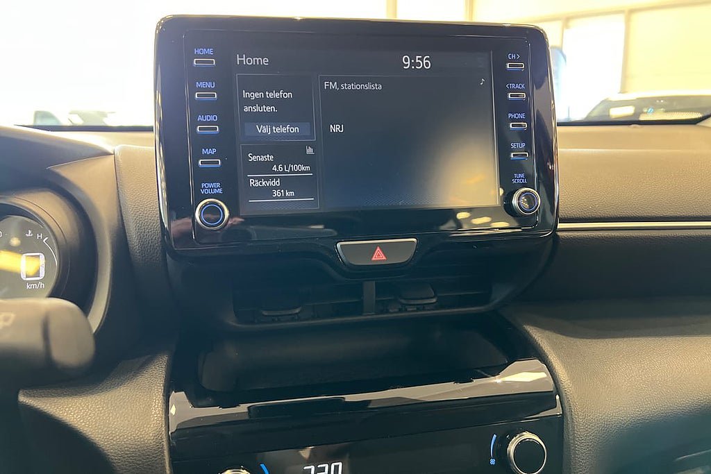 Vehicle Image 15