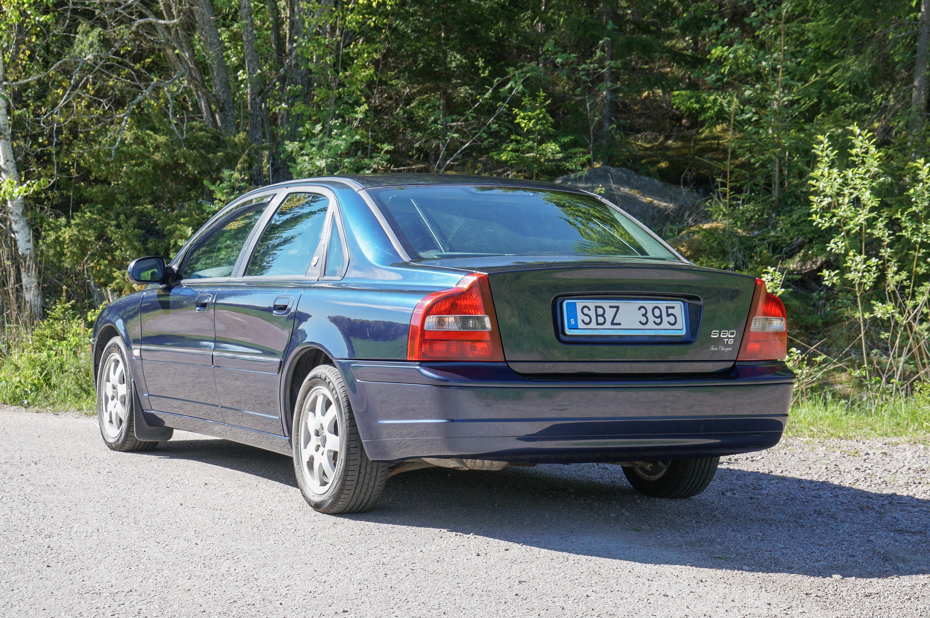 Vehicle Image 23