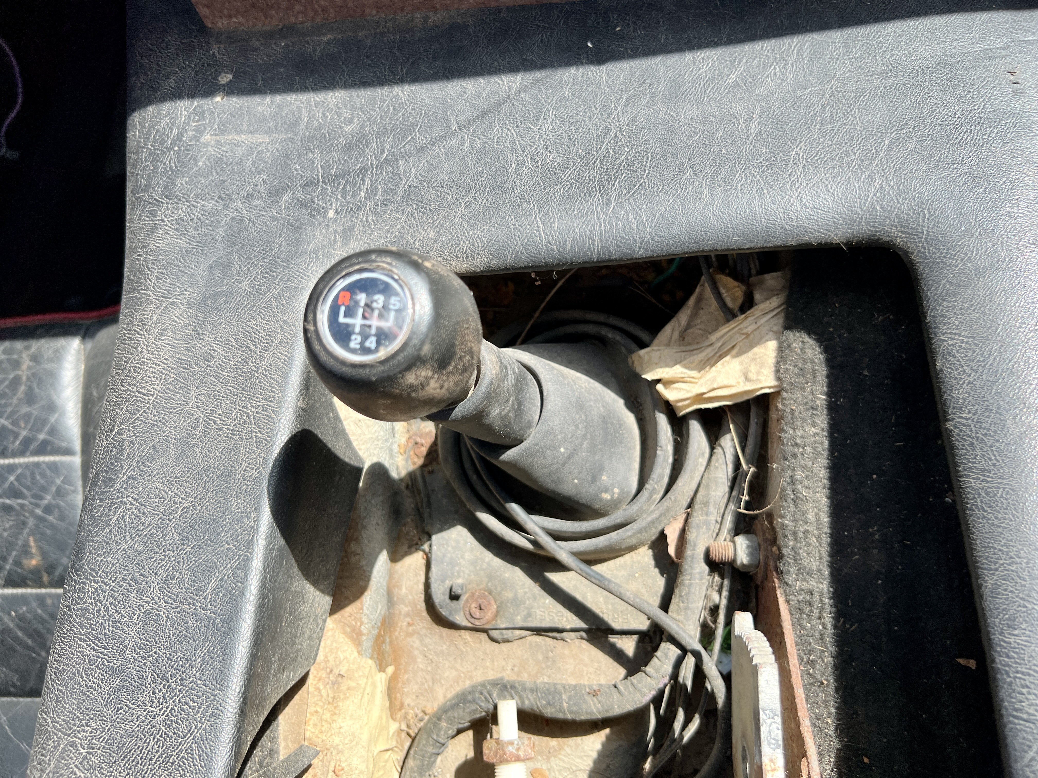 Vehicle Image 14
