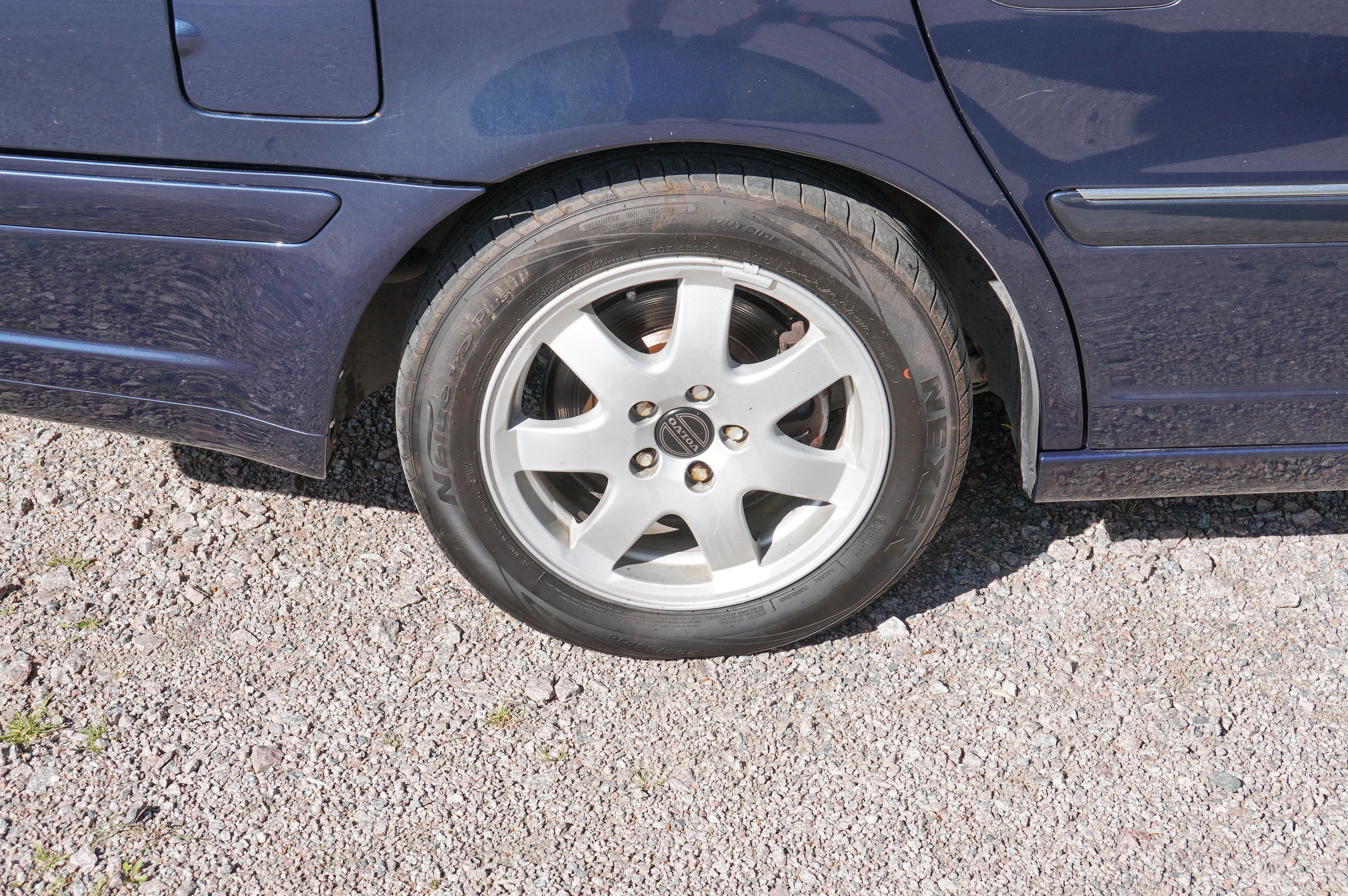 Vehicle Image 32