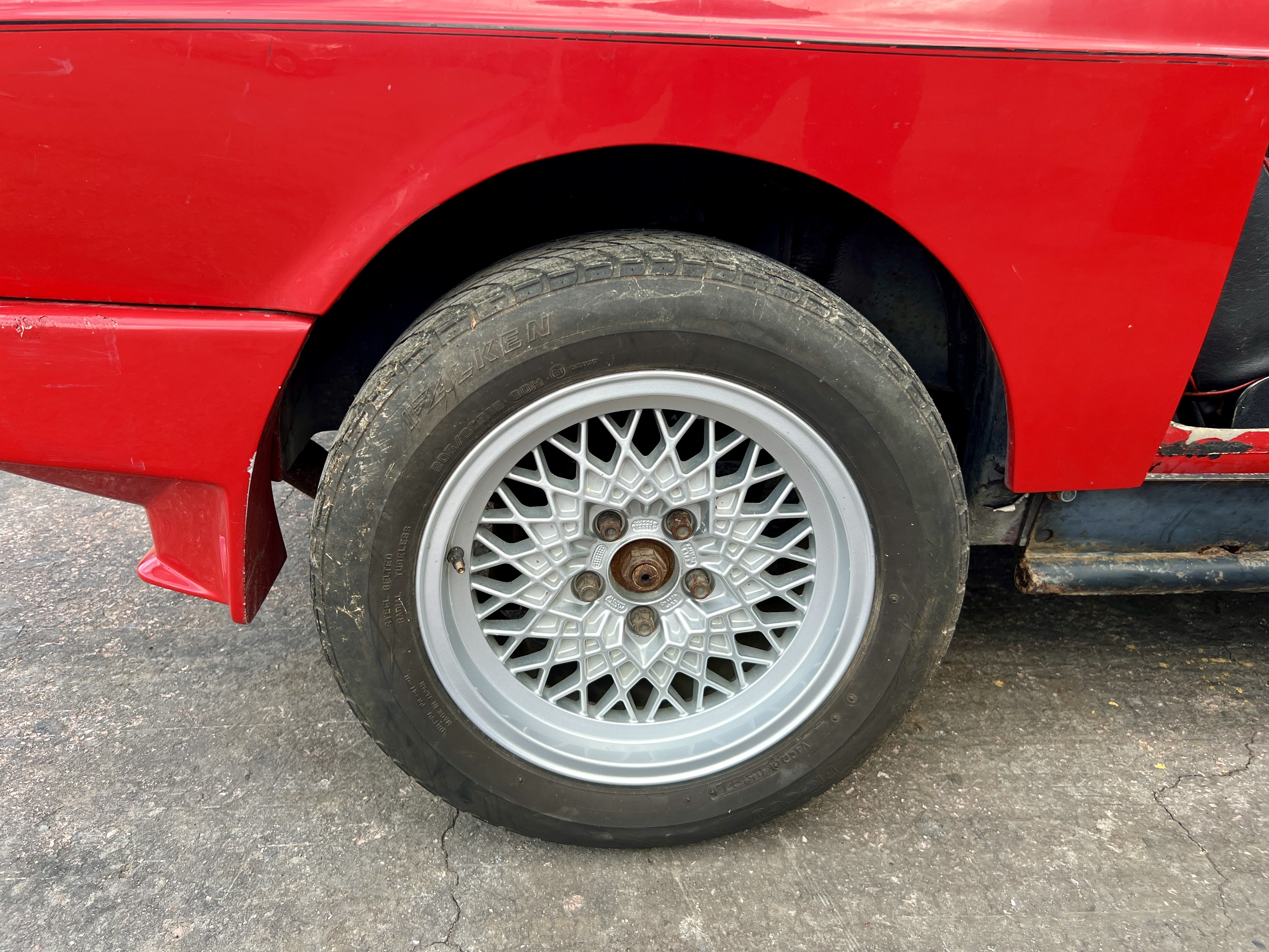 Vehicle Image 21