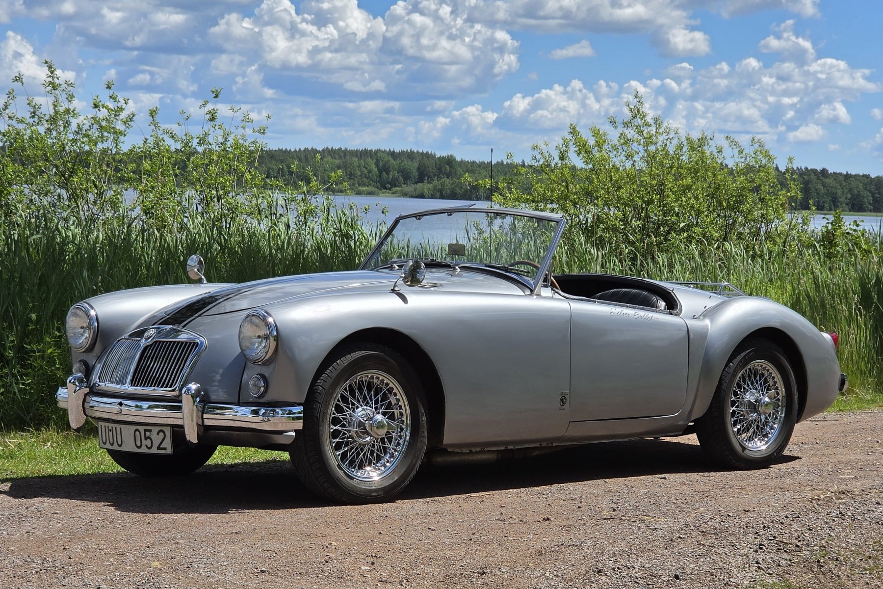 Vehicle Image 23