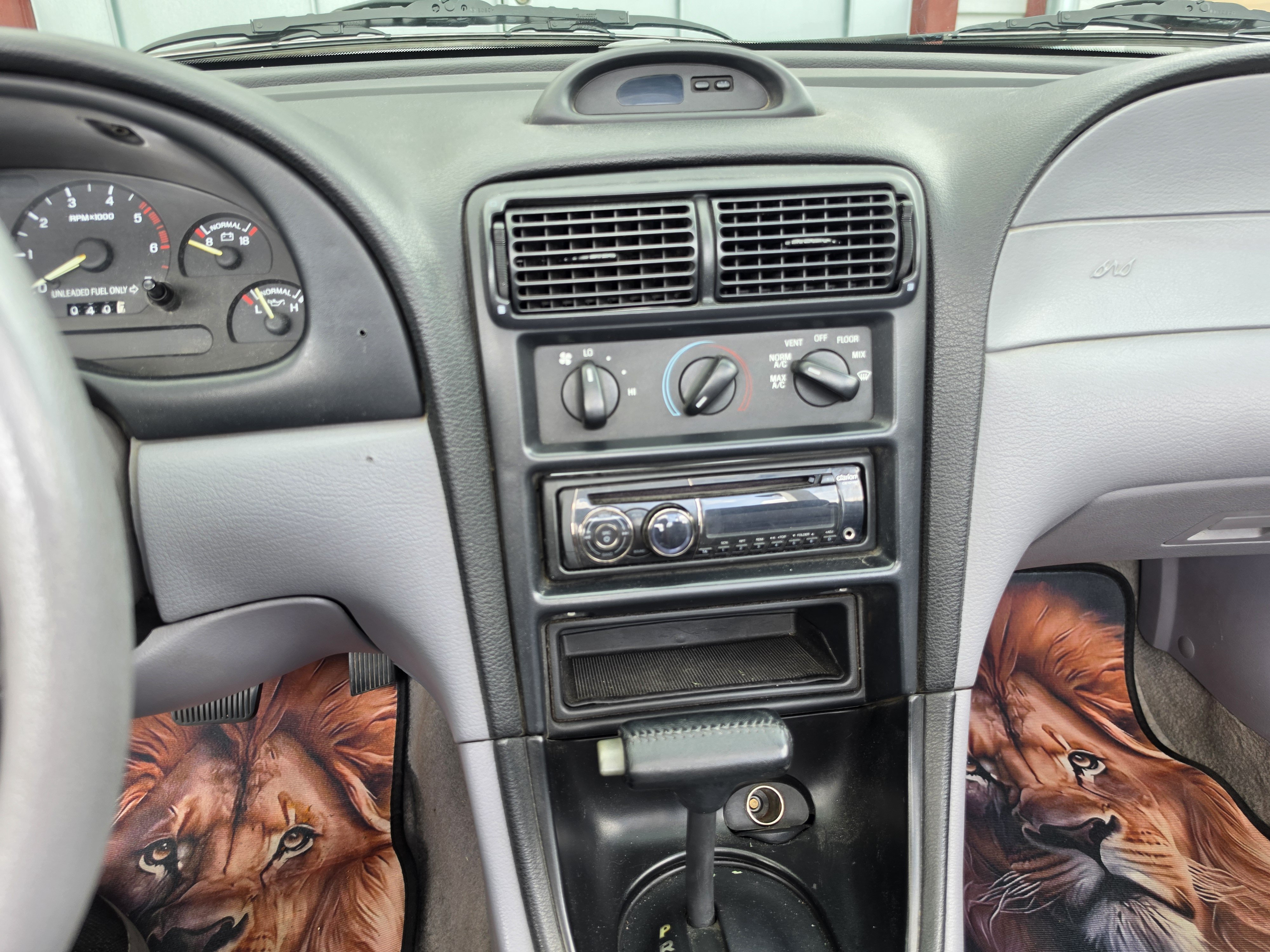 Vehicle Image 31