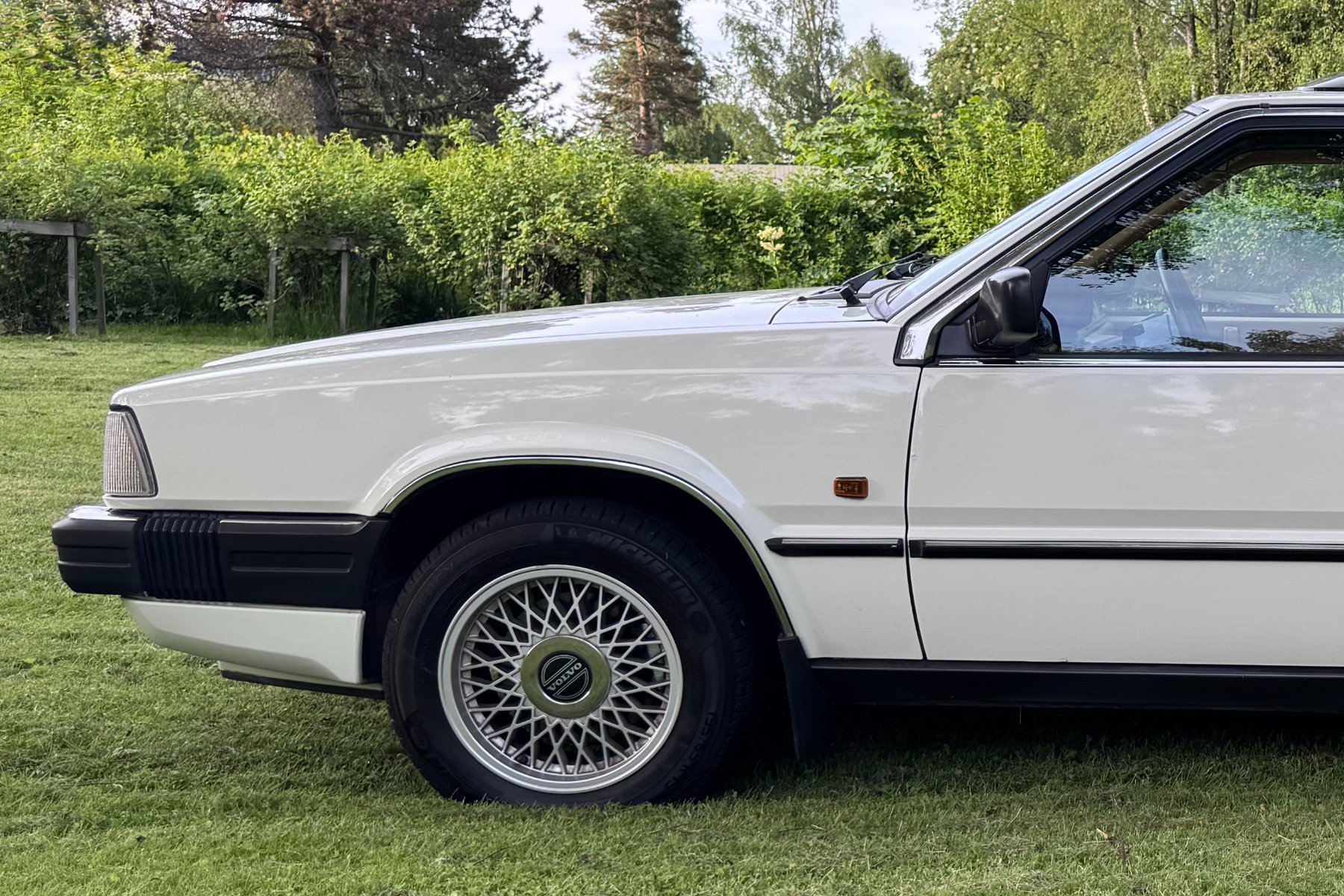 Vehicle Image 32