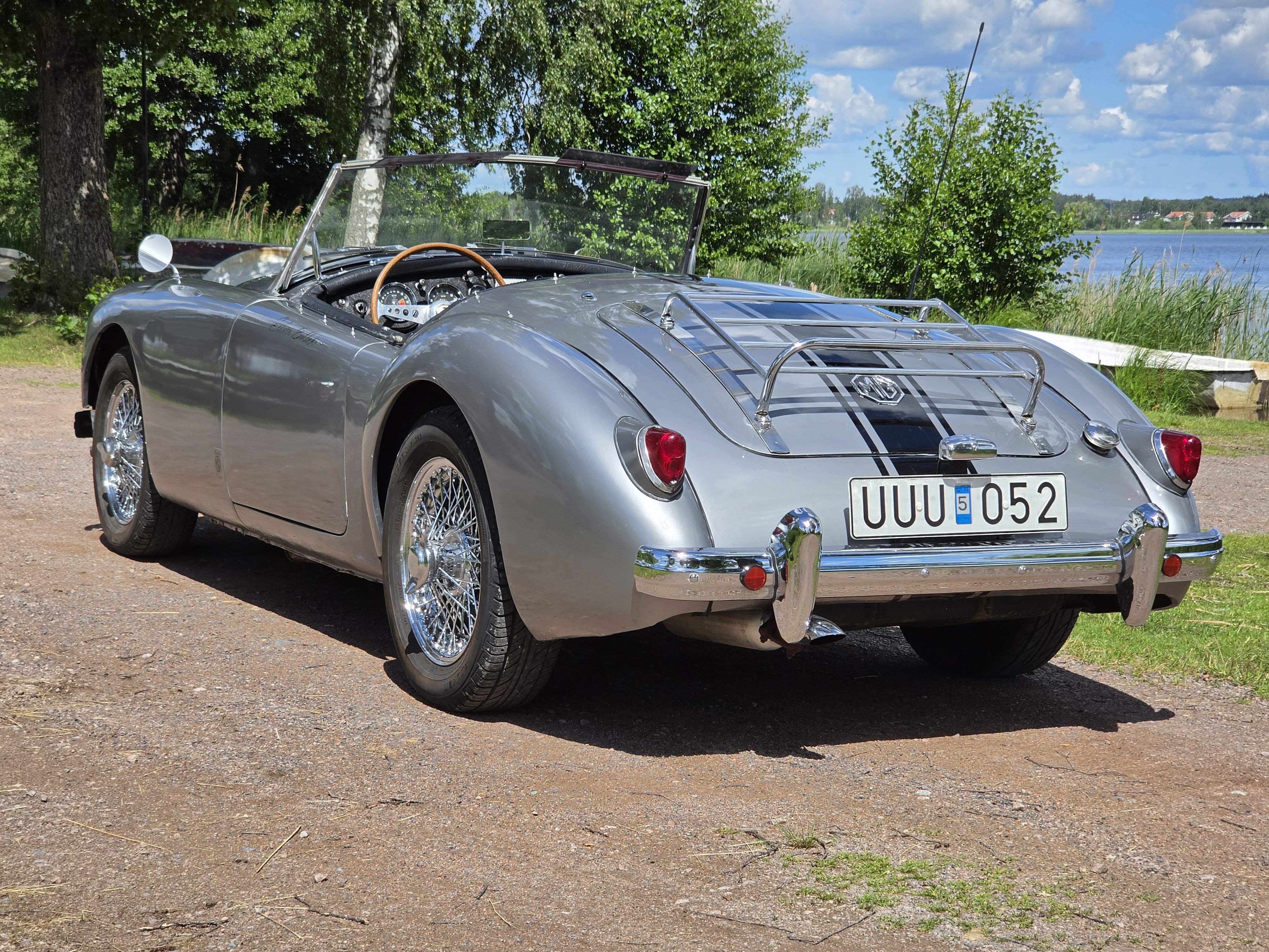 Vehicle Image 34