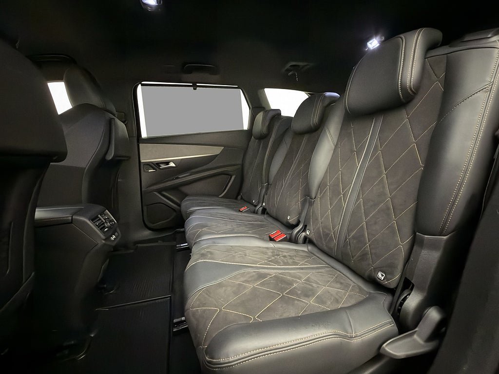 Vehicle Image 31
