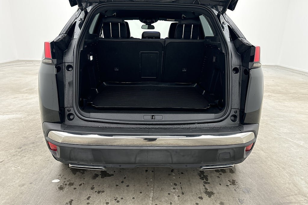 Vehicle Image 28