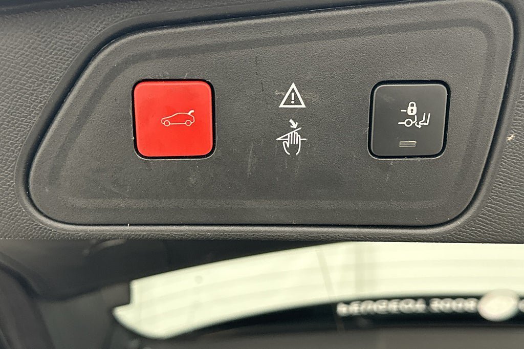 Vehicle Image 29