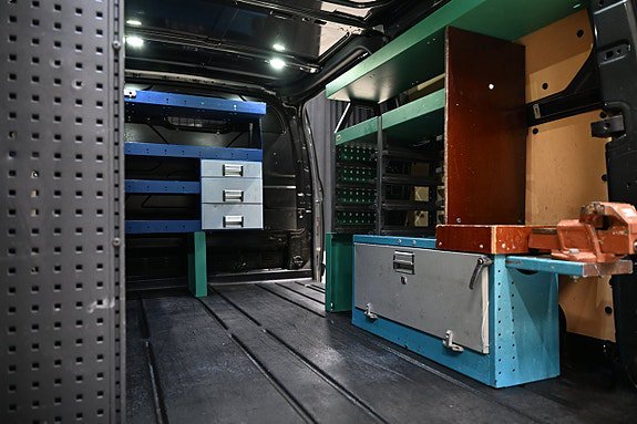 Vehicle Image 12