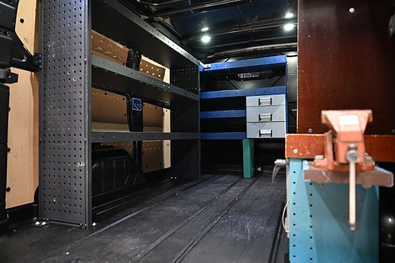 Vehicle Image 13