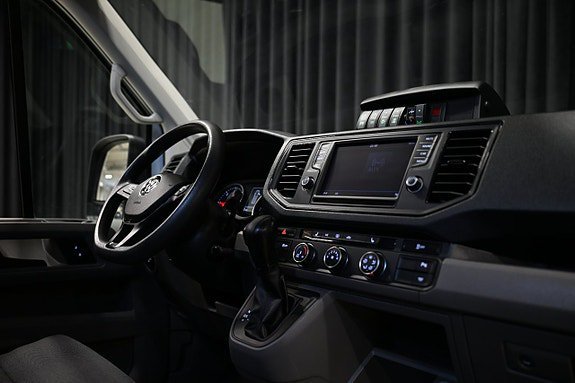 Vehicle Image 35
