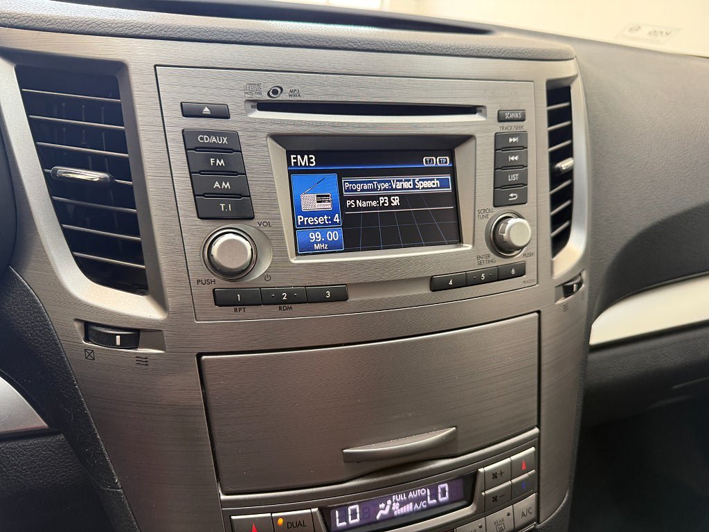 Vehicle Image 17