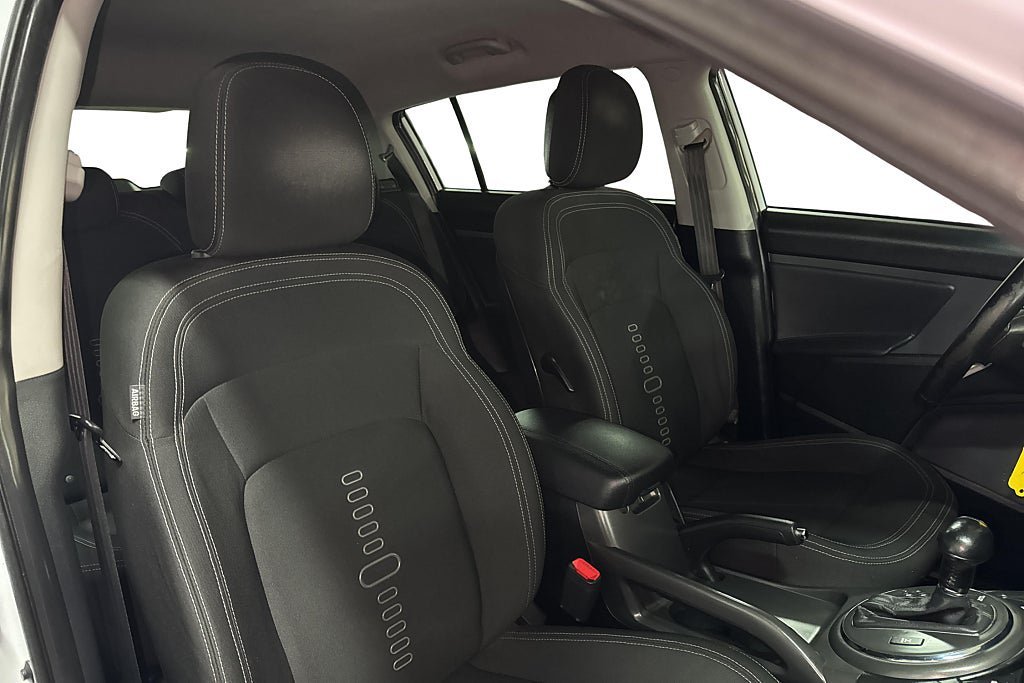 Vehicle Image 15