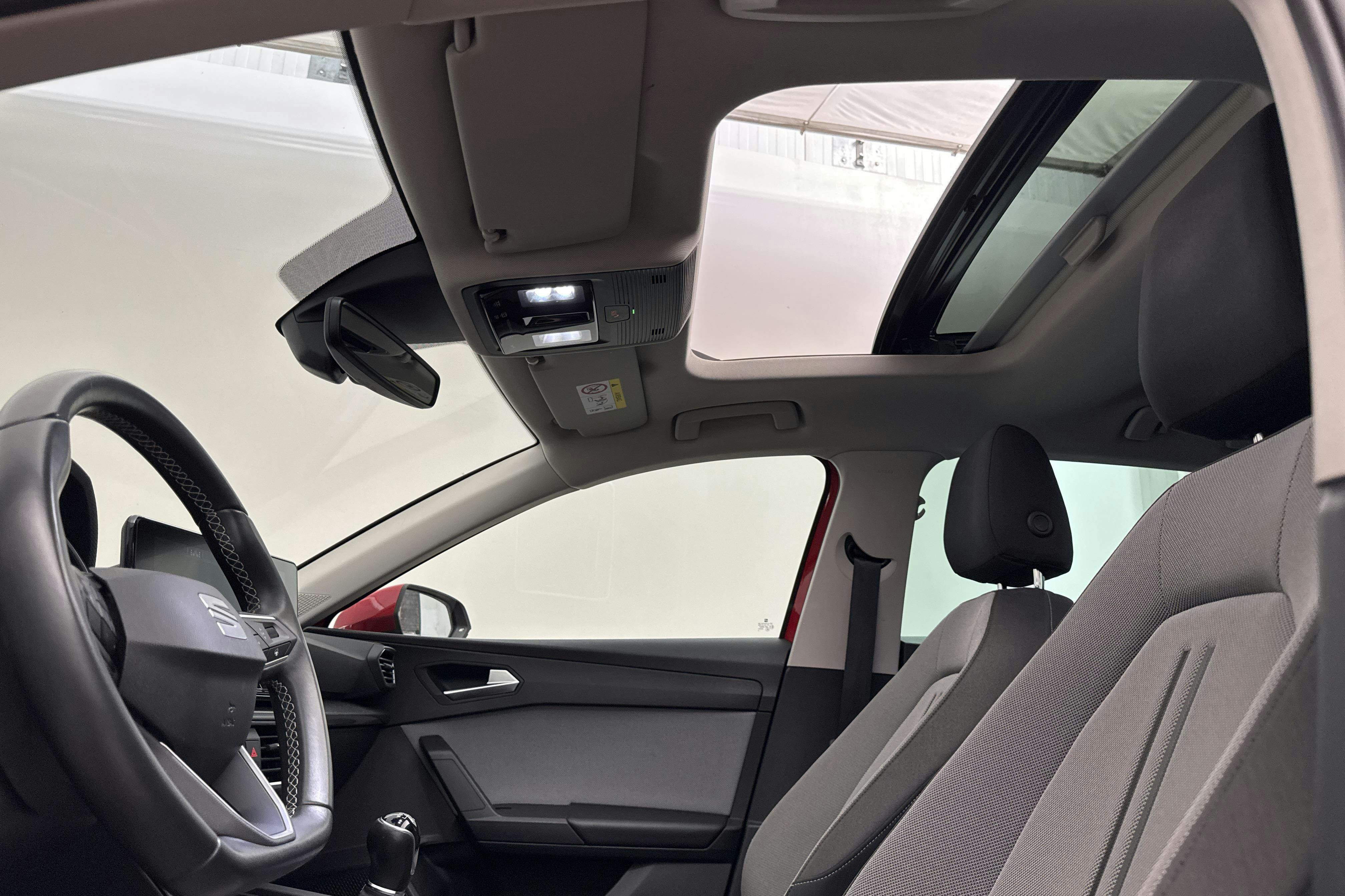 Vehicle Image 15